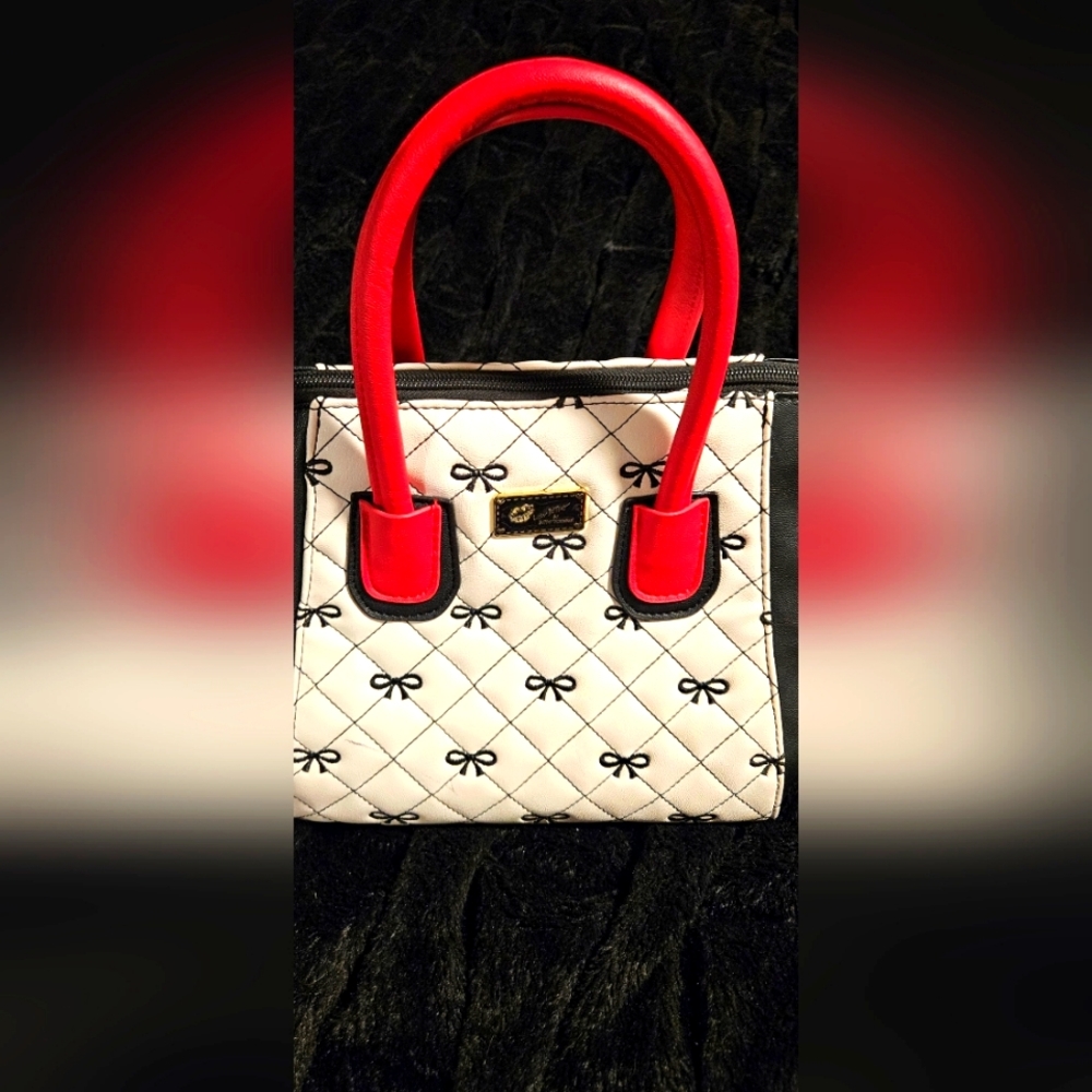 BETSEY JOHNSON PURSE